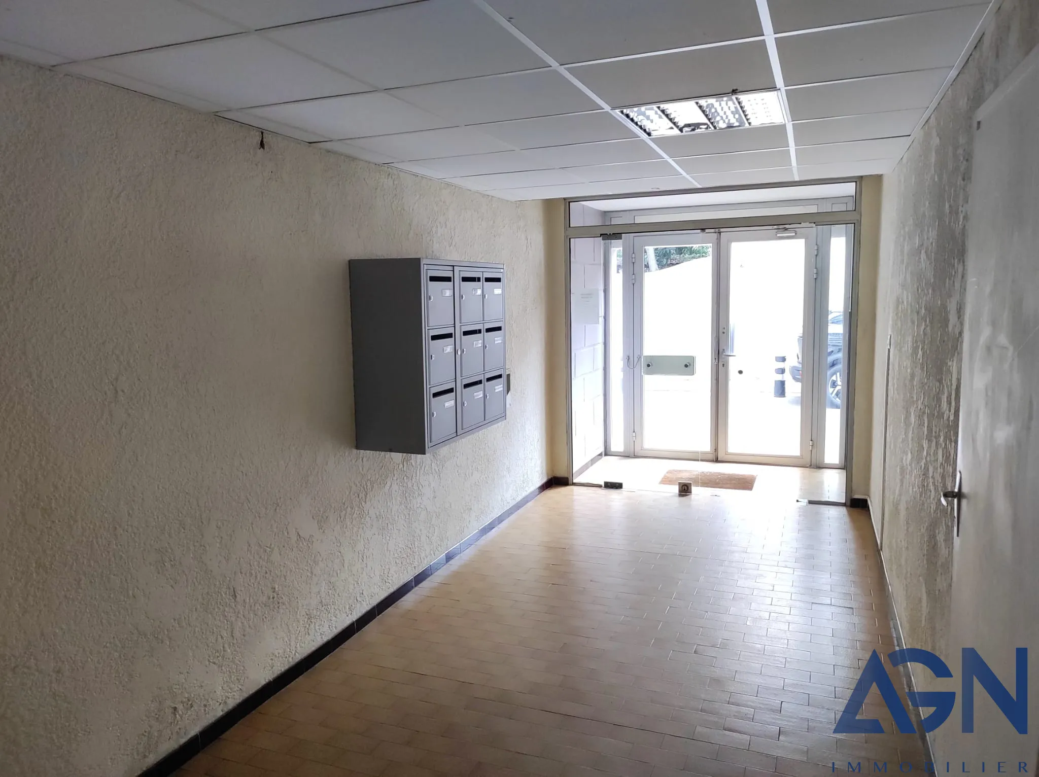 À vendre : Appartement 2 pièces de 49,59 m² avec loggia à Agde 