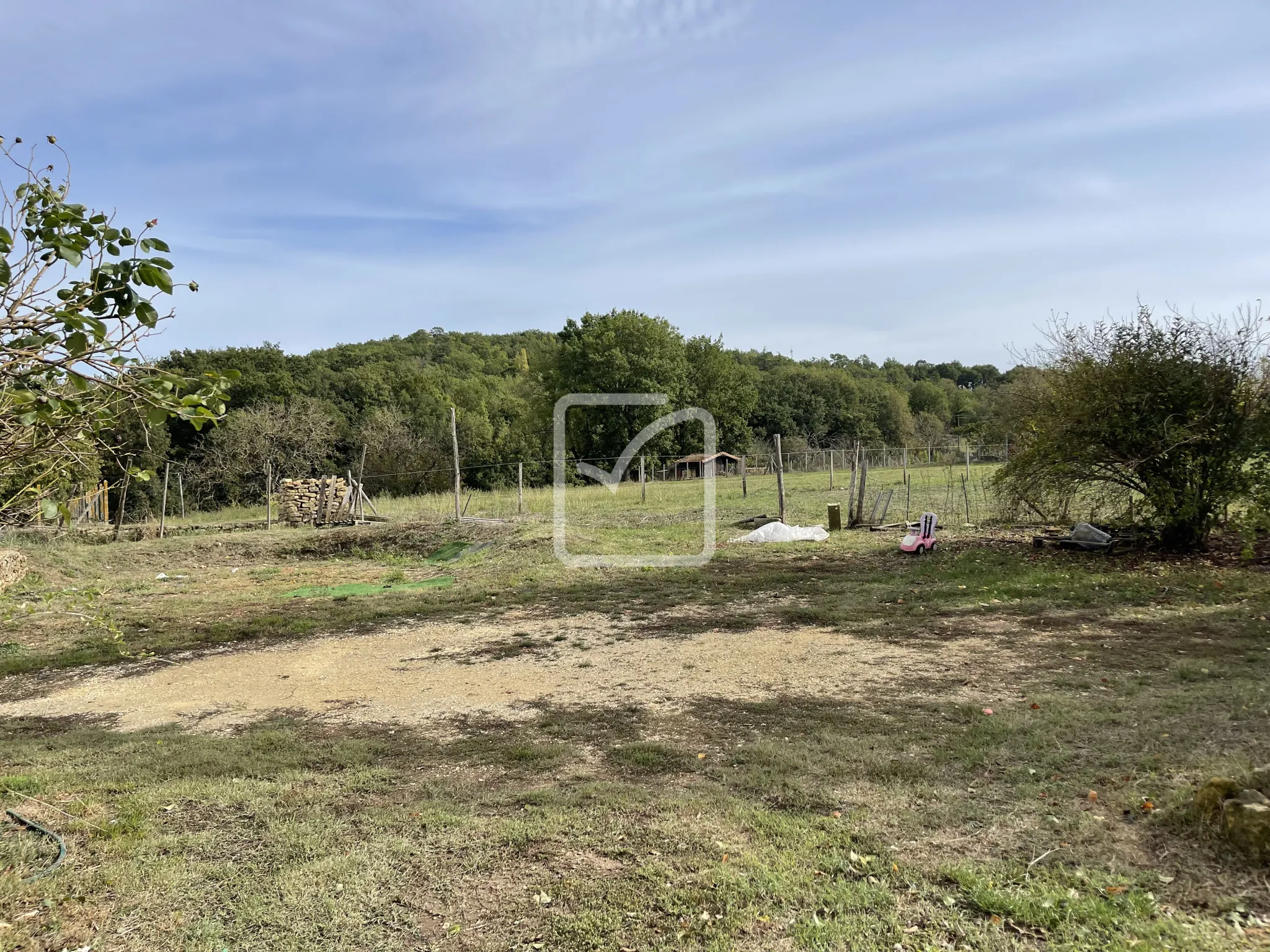 Maison familiale en pierre à vendre à Alles-sur-Dordogne 