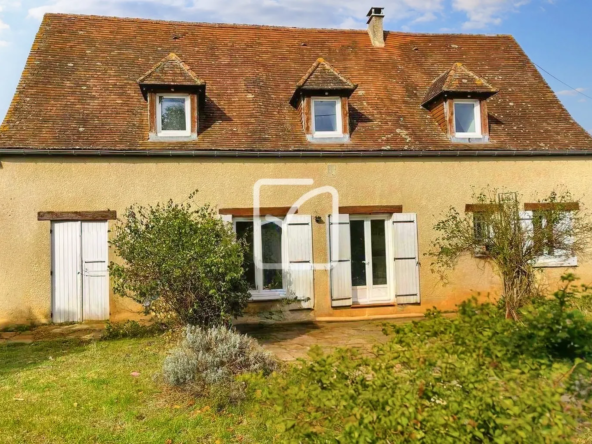 Maison familiale en pierre à vendre à Alles-sur-Dordogne