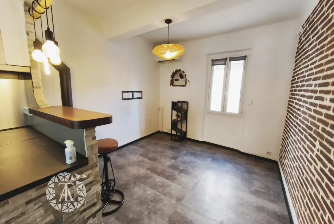 Maison de village rénovée à vendre - T3 de 53 m² à Bages 