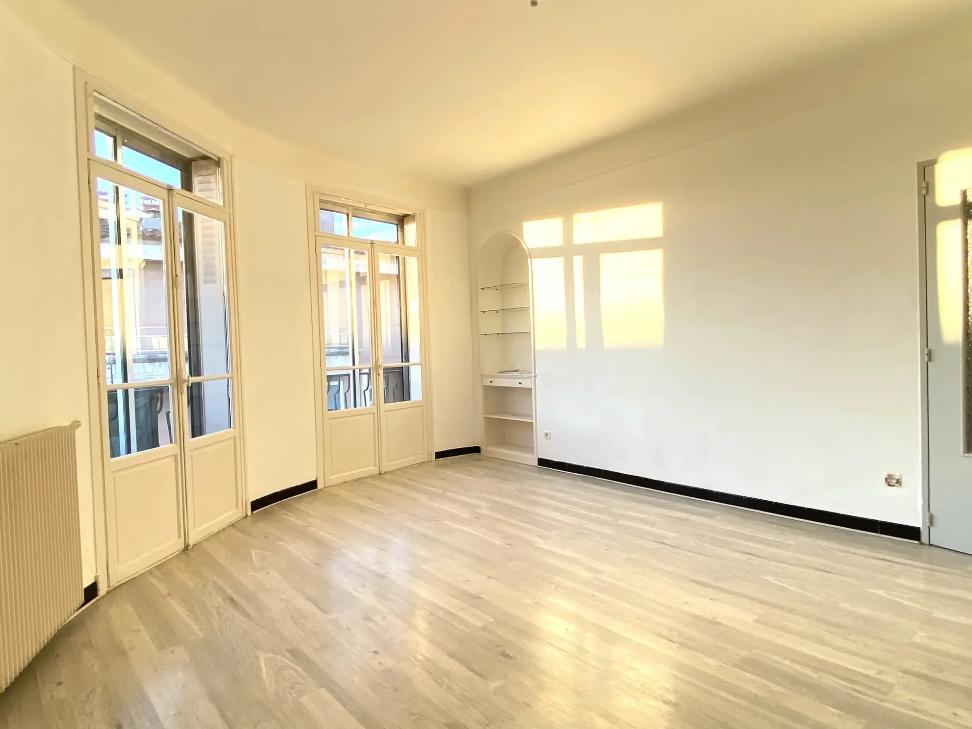 Appartement lumineux T3 à vendre au jardin des remparts à Perpignan 