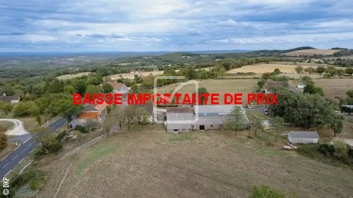 Propriété agricole sur 1 ha 500 à Soucirac - Maison en pierres et installations