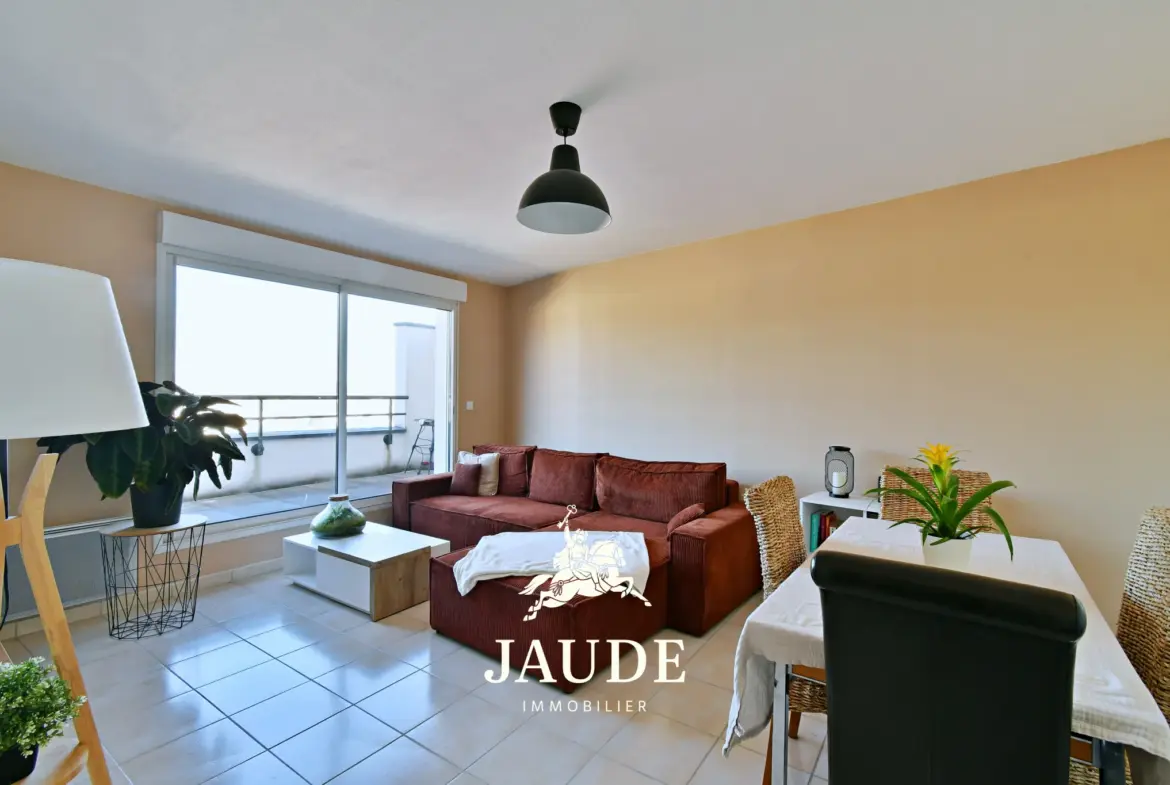 Vente d'un appartement F3 avec terrasse et garage à Clermont-Ferrand 