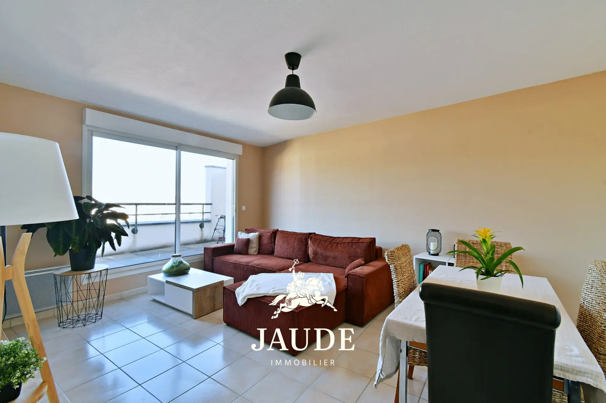 Vente d'un appartement F3 avec terrasse et garage à Clermont-Ferrand 