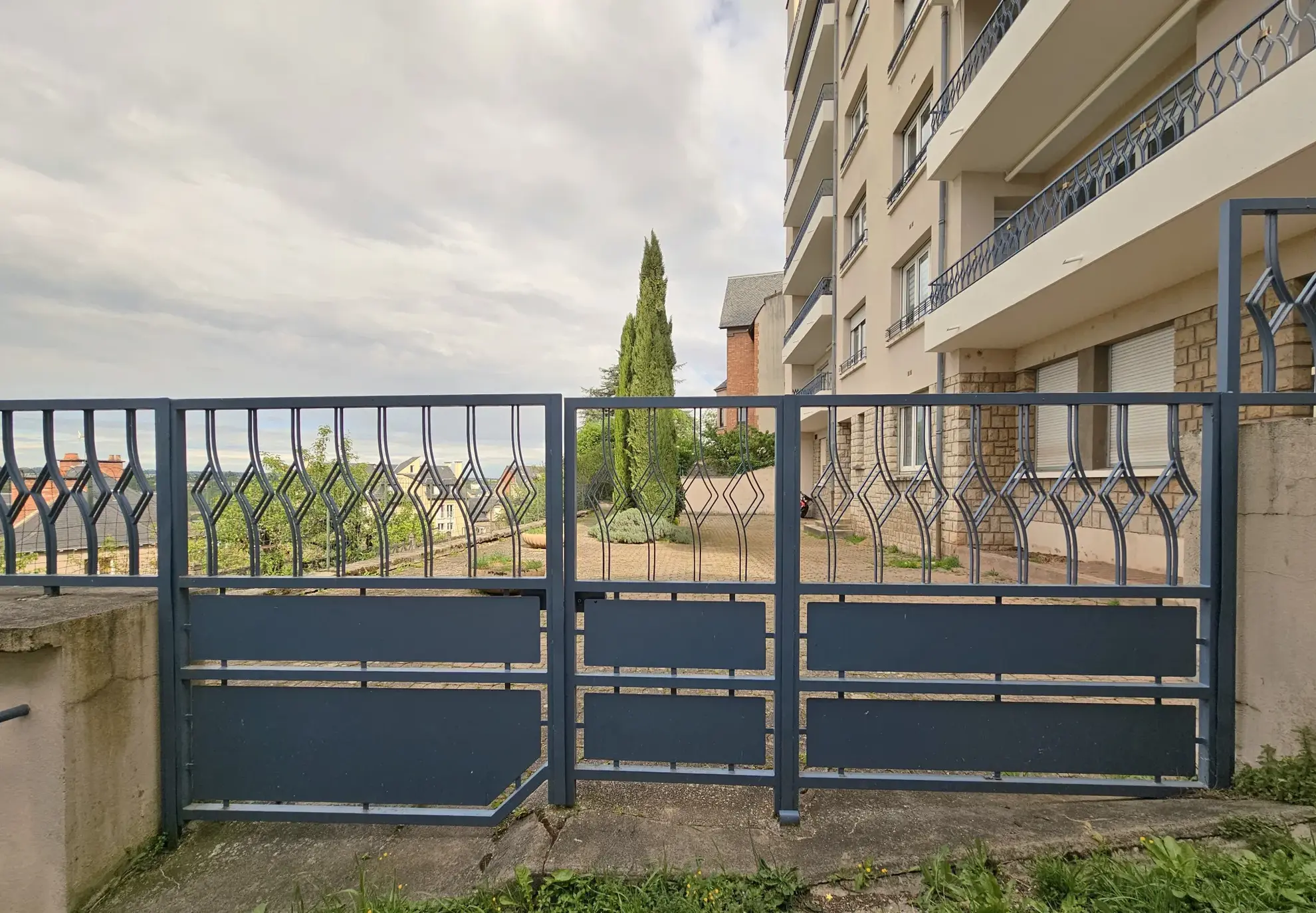 Appartement T4 lumineux de 116 m2 à Rodez avec terrasse 