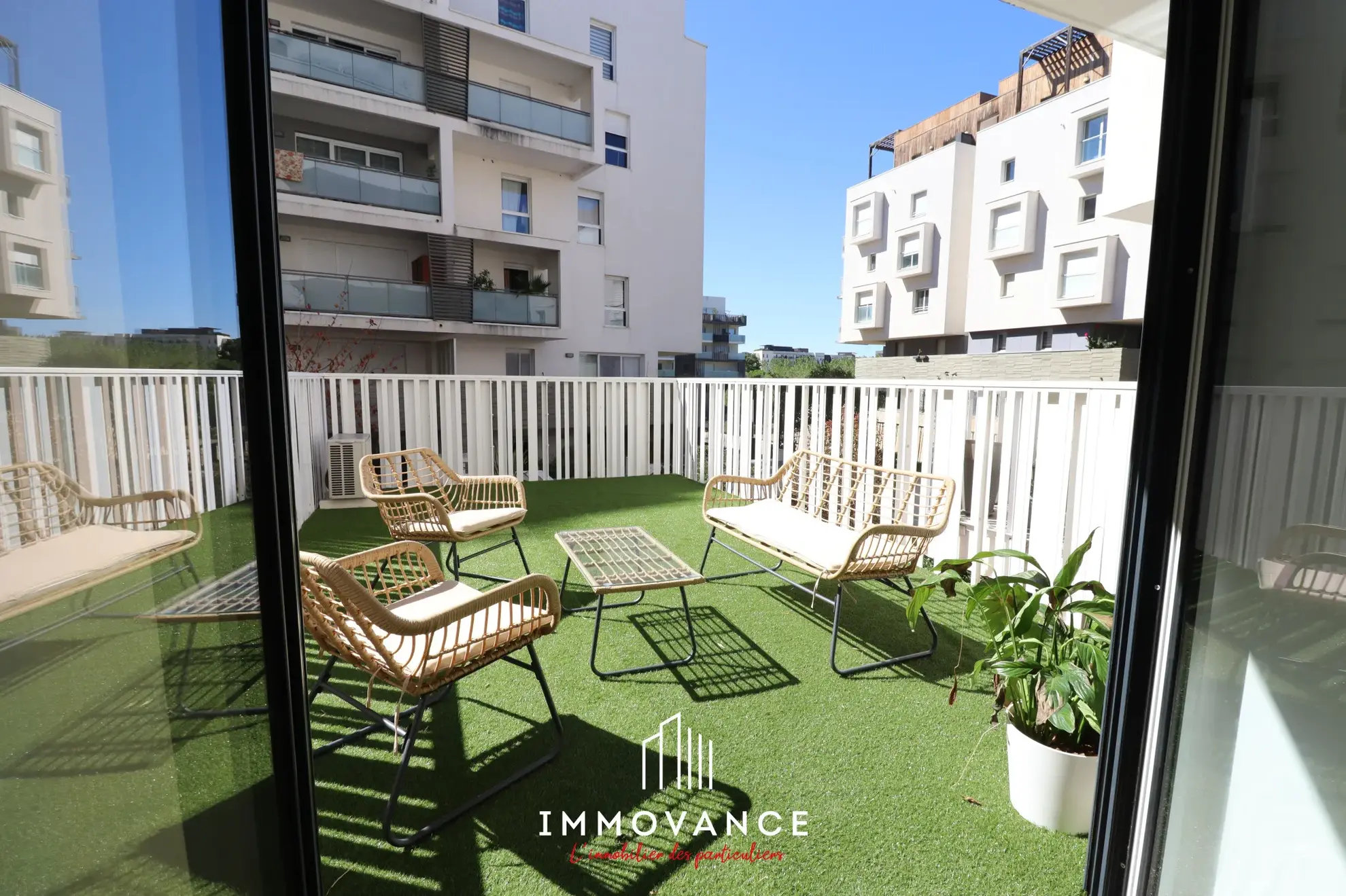 Appartement T2 rénové avec terrasse à Port-Marianne, Montpellier 