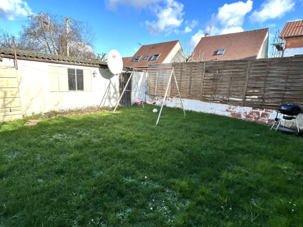 Maison jumelée 5 pièces à Vaujours - 90 m² avec jardin