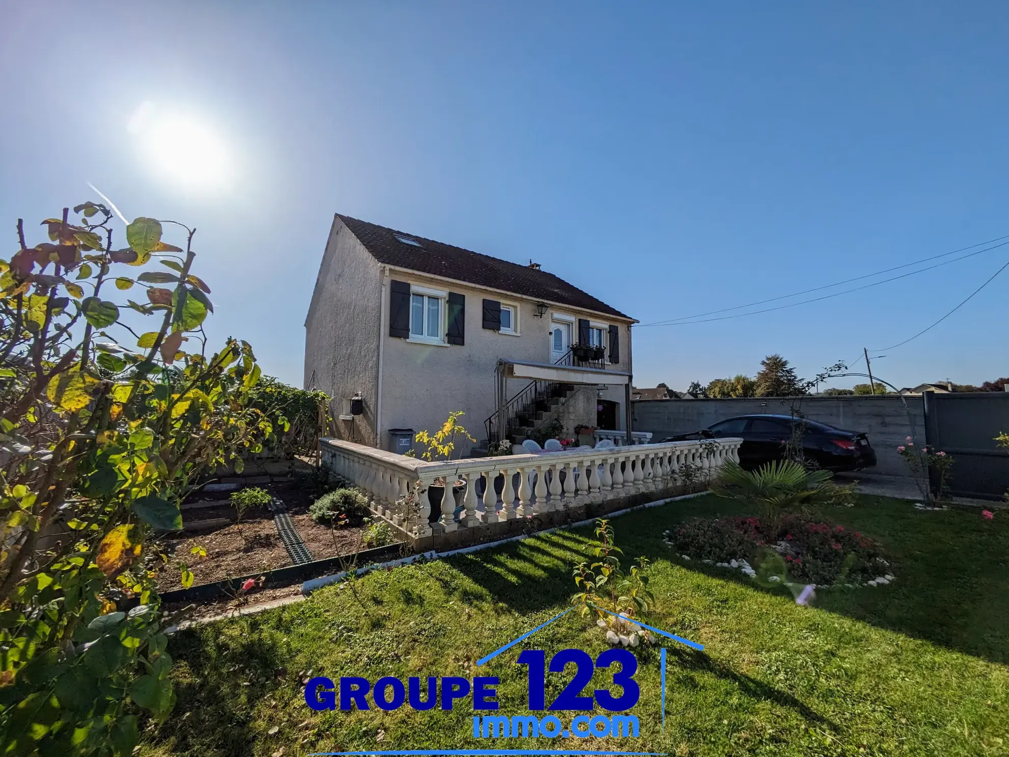 Superbe Pavillon à Bonnard avec Piscine Chauffée et Vue Dégagée 