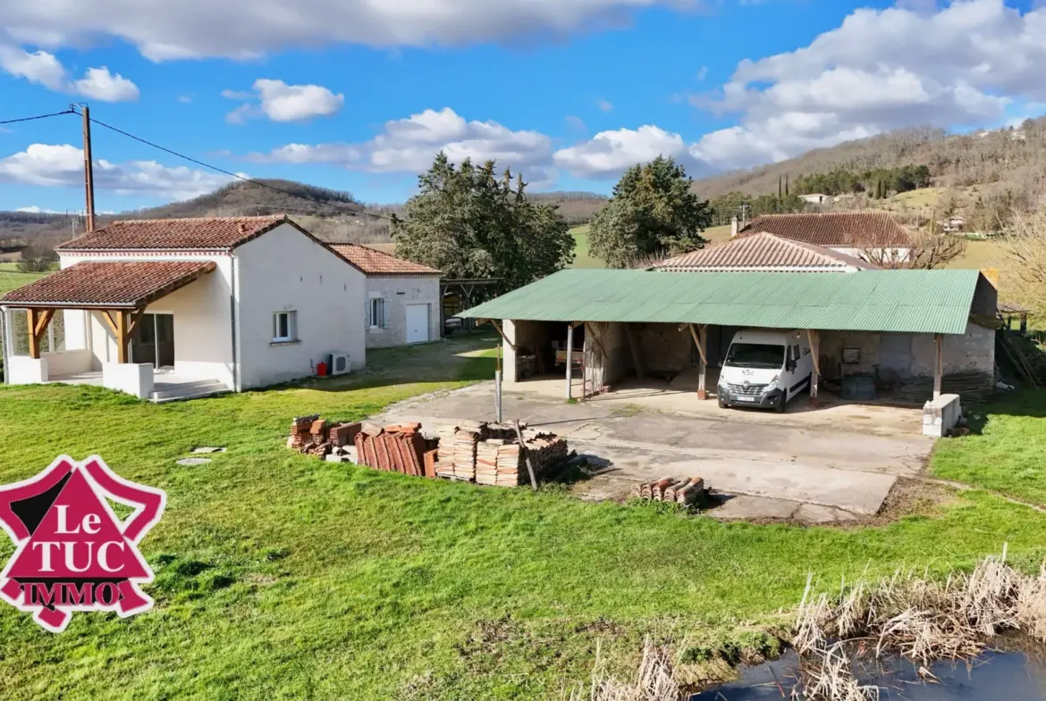 Maison en pierre avec extension moderne et terrain à Dausse 