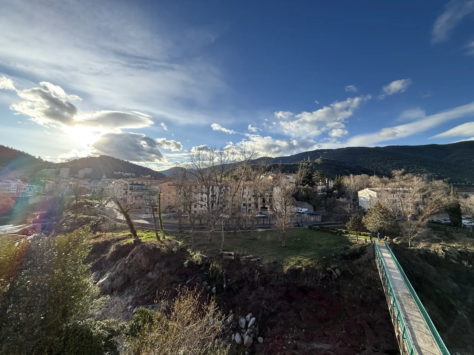 Grand F2 lumineux à Amélie-les-Bains-Palalda avec vue sur le Tech 