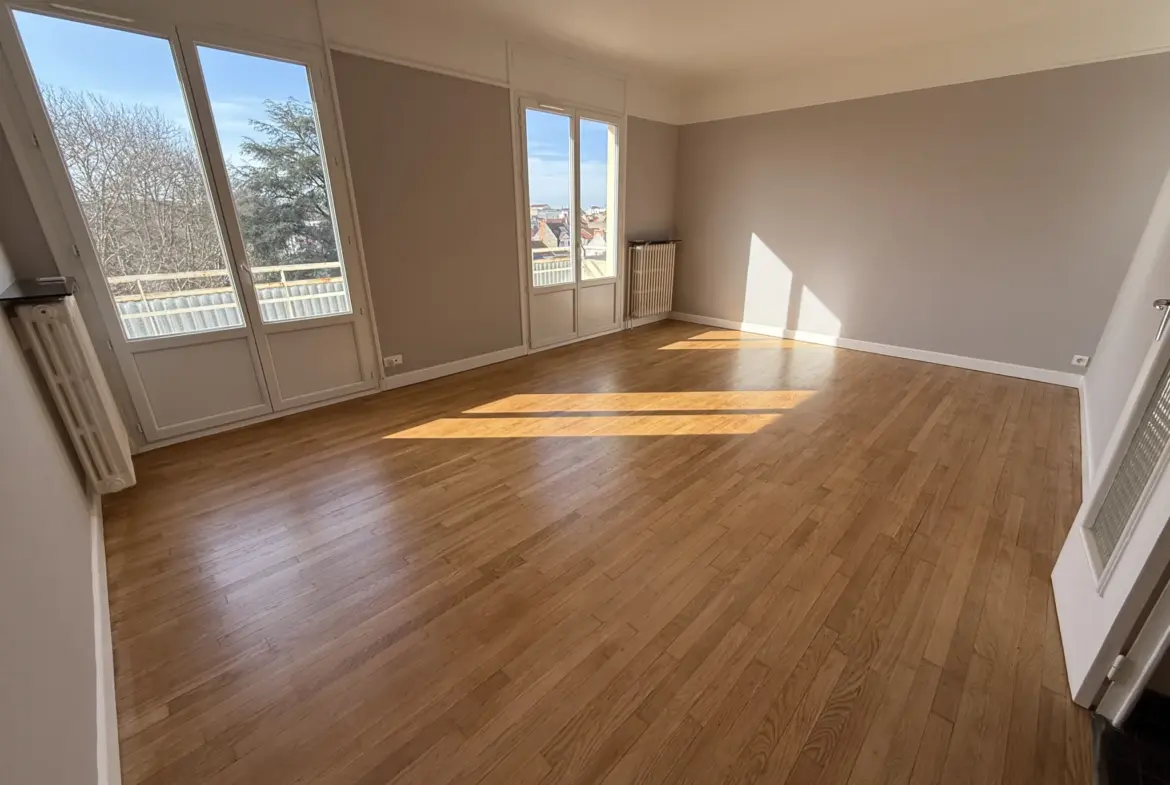 Vente Appartement T3 Lumineux à Vichy avec Balcon et Ascenseur 