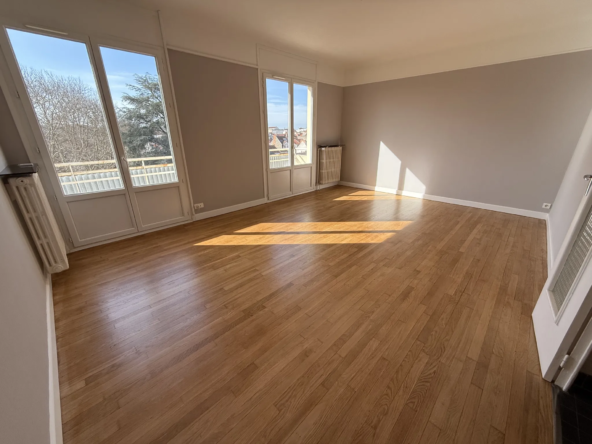 Vente Appartement T3 Lumineux à Vichy avec Balcon et Ascenseur