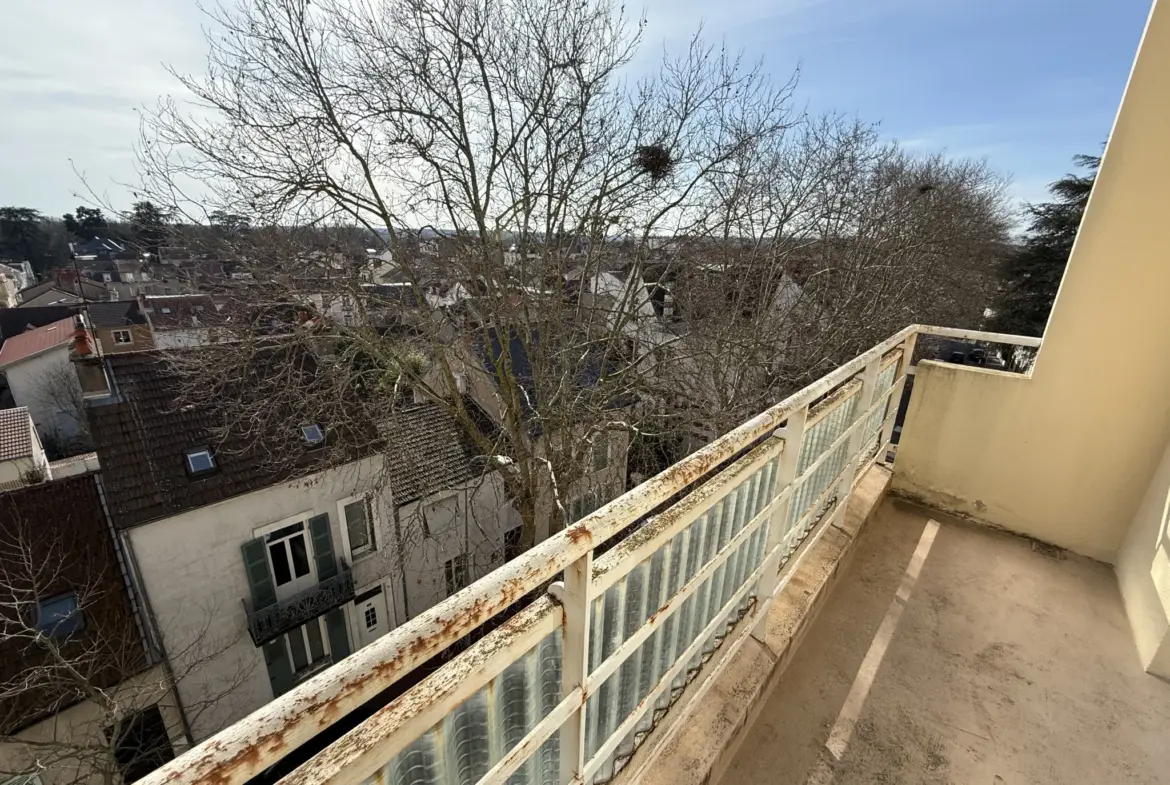 Vente Appartement T3 Lumineux à Vichy avec Balcon et Ascenseur 