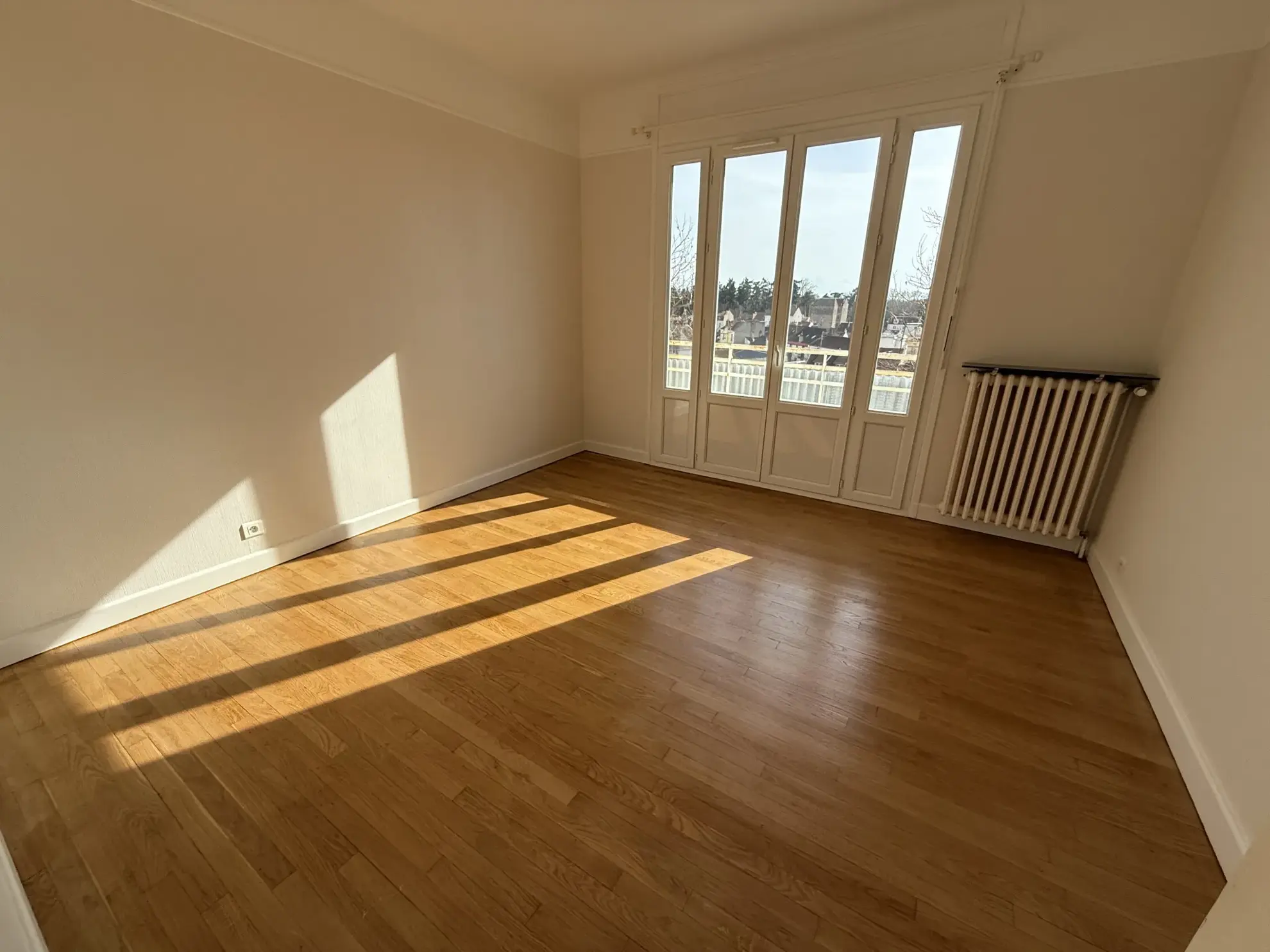 Vente Appartement T3 Lumineux à Vichy avec Balcon et Ascenseur 