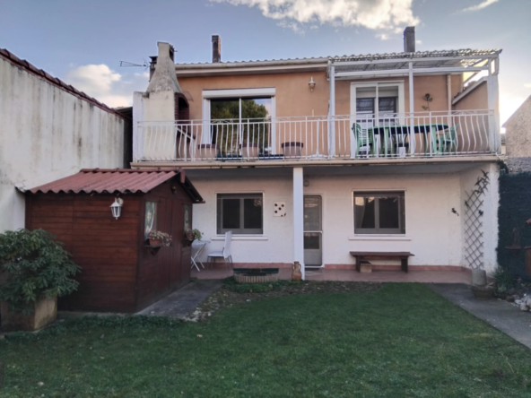 Maison de ville avec garage à vendre à Castres