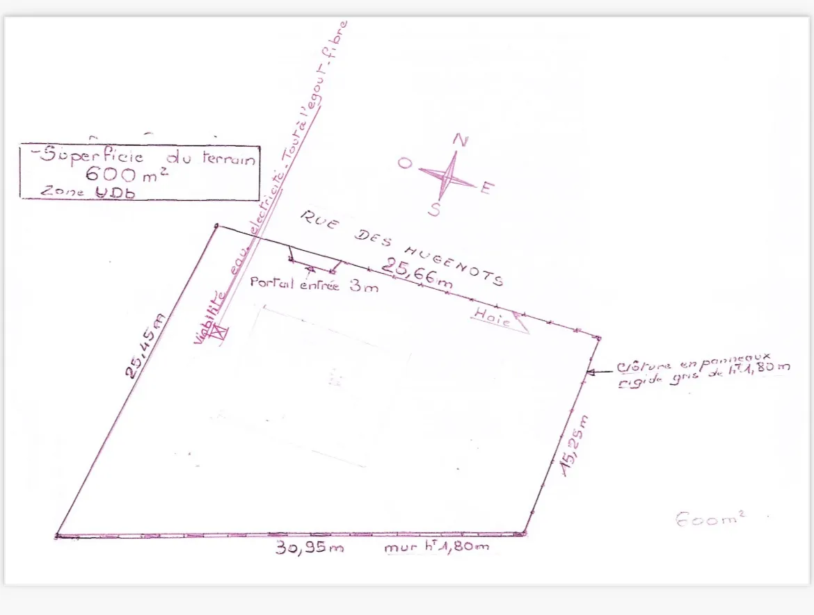 Terrain constructible et viabilisé à Aubergenville 