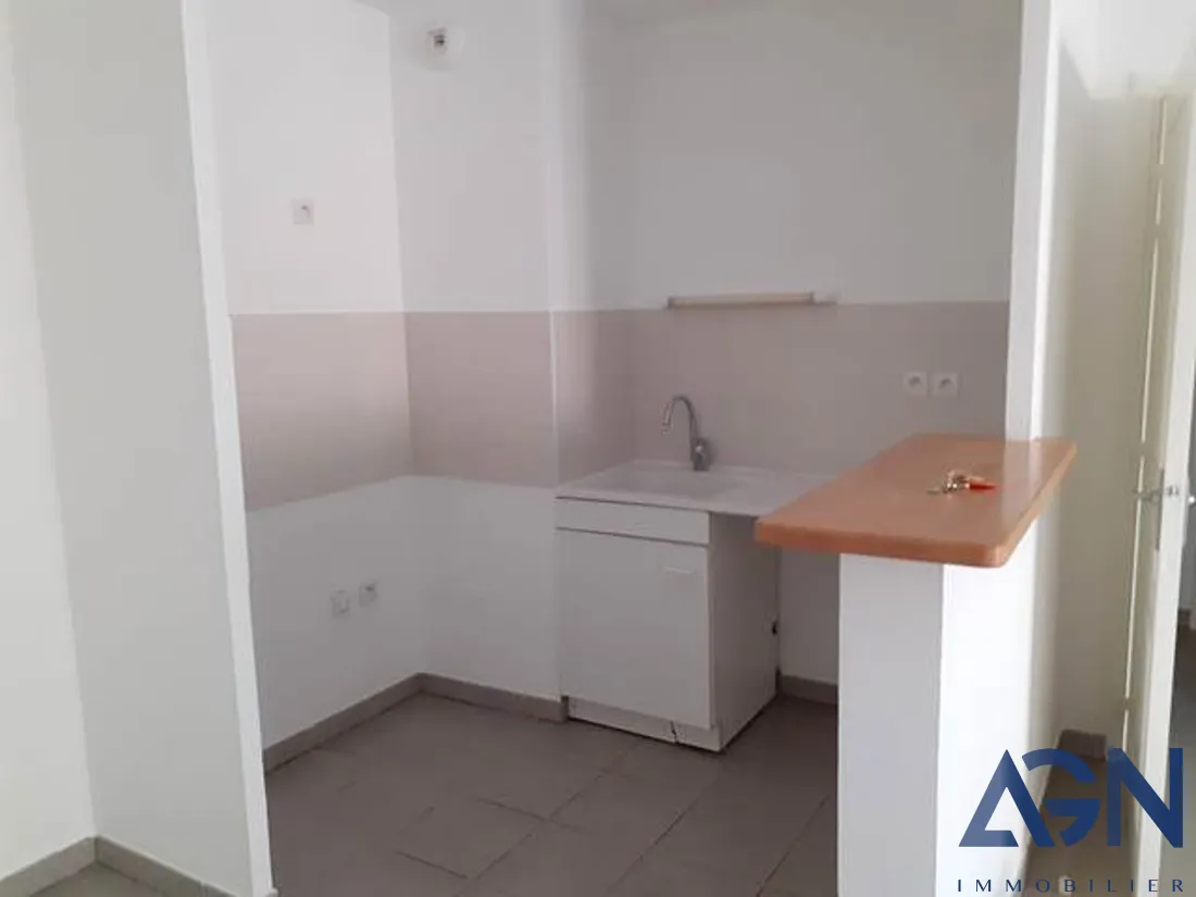 À vendre : Appartement T3 de 60,50 m² avec terrasse et parking à Montpellier 