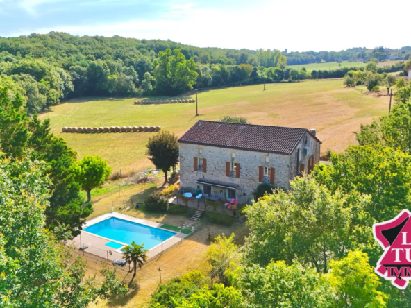 Maison 8 chambres avec piscine chauffée à Montayral