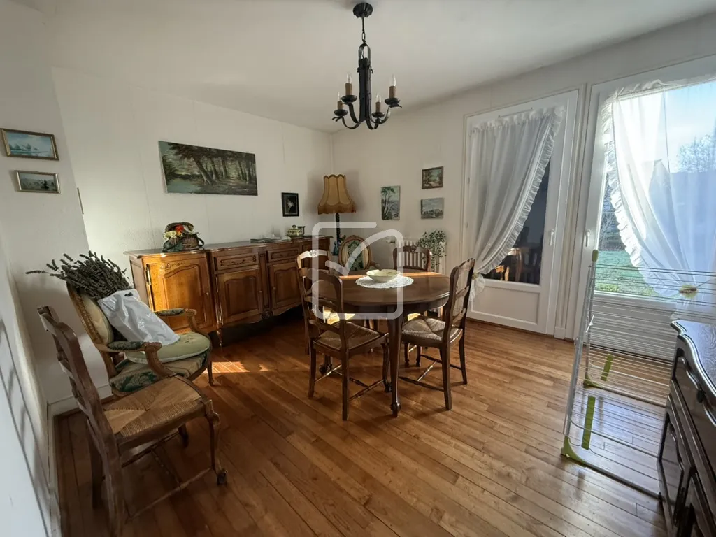 Maison avec fort potentiel à vendre à Buxerolles - 2 chambres 