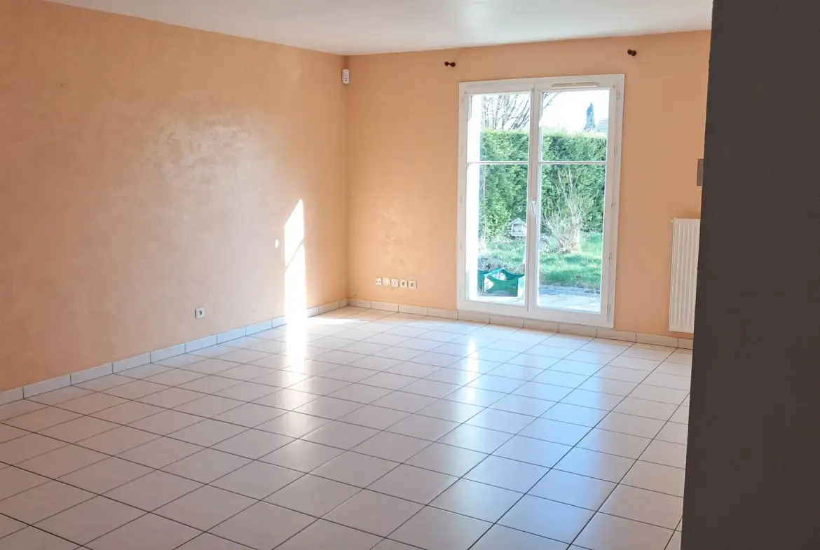 Vente Maison Plain-pied 3 chambres à Savigny le Temple 