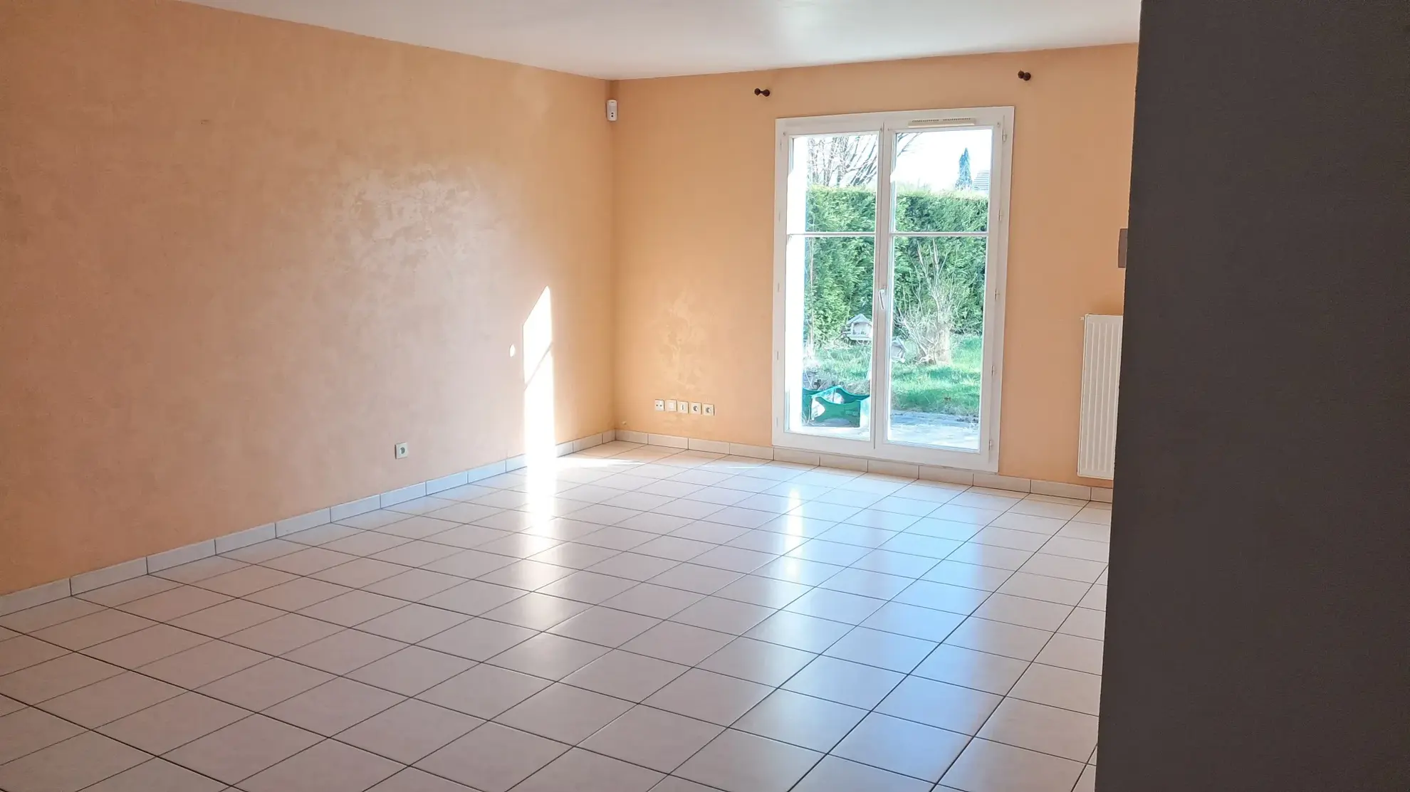 Vente Maison Plain-pied 3 chambres à Savigny le Temple 