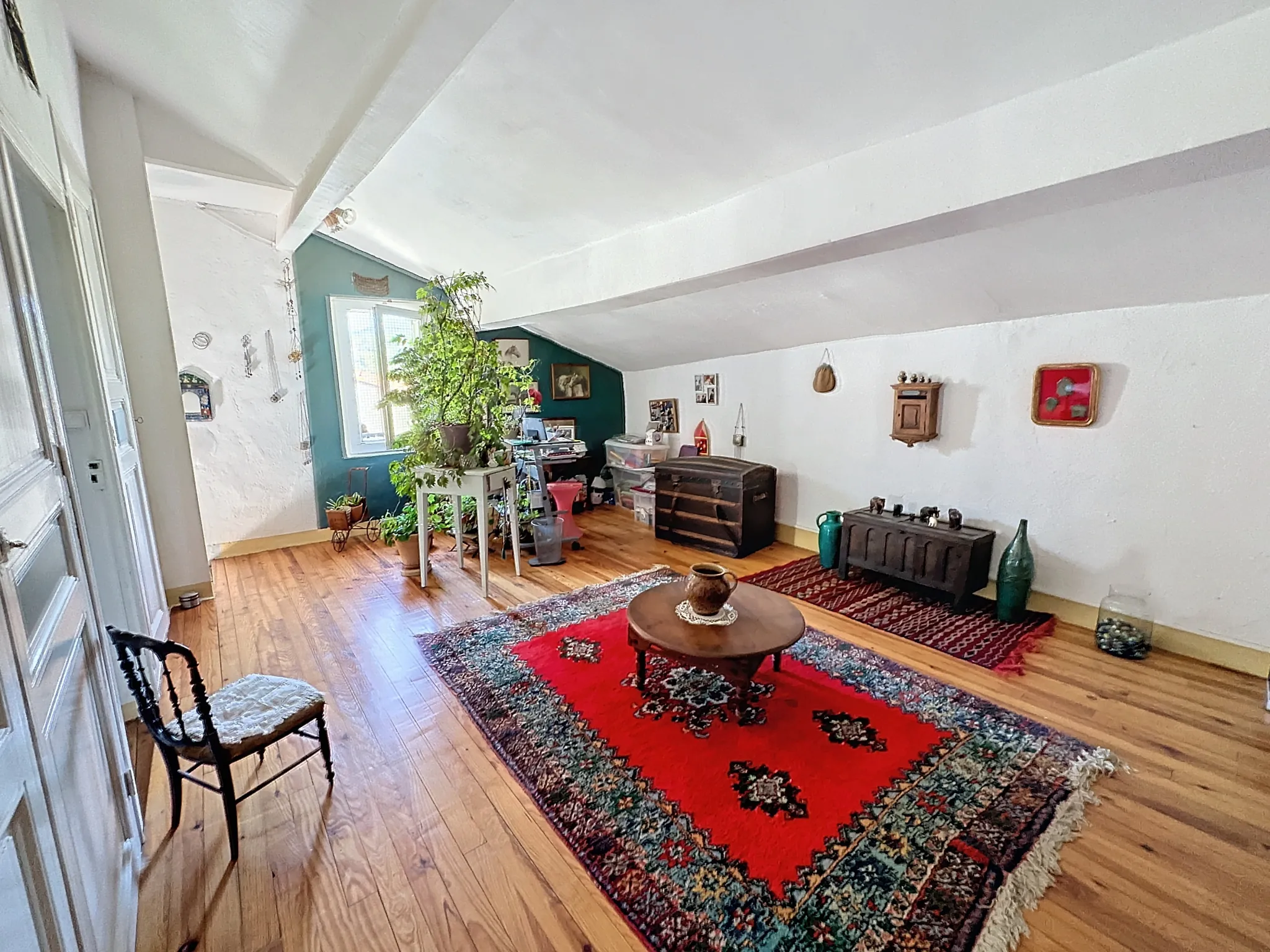 Achetez une Maison de Village avec Terrasse et Garage à Oms 