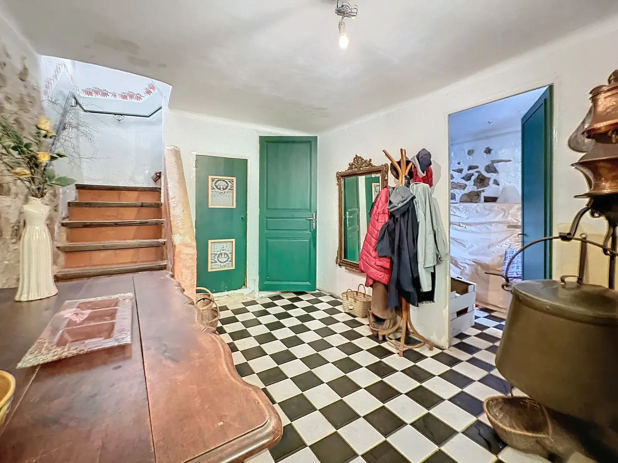 Achetez une Maison de Village avec Terrasse et Garage à Oms 