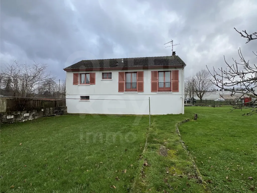 Maison à vendre à Saint-Fargeau - 4 pièces et 2146 m² de terrain 