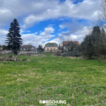 Beau terrain de 10 ares avec vue sur le Jura à Roppentzwiller