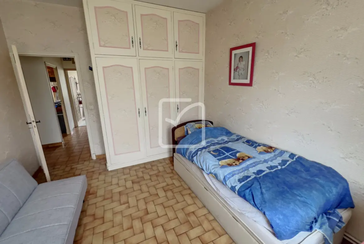 Maison spacieuse à vendre à Saint Martial de Nabirat - 140 m2 