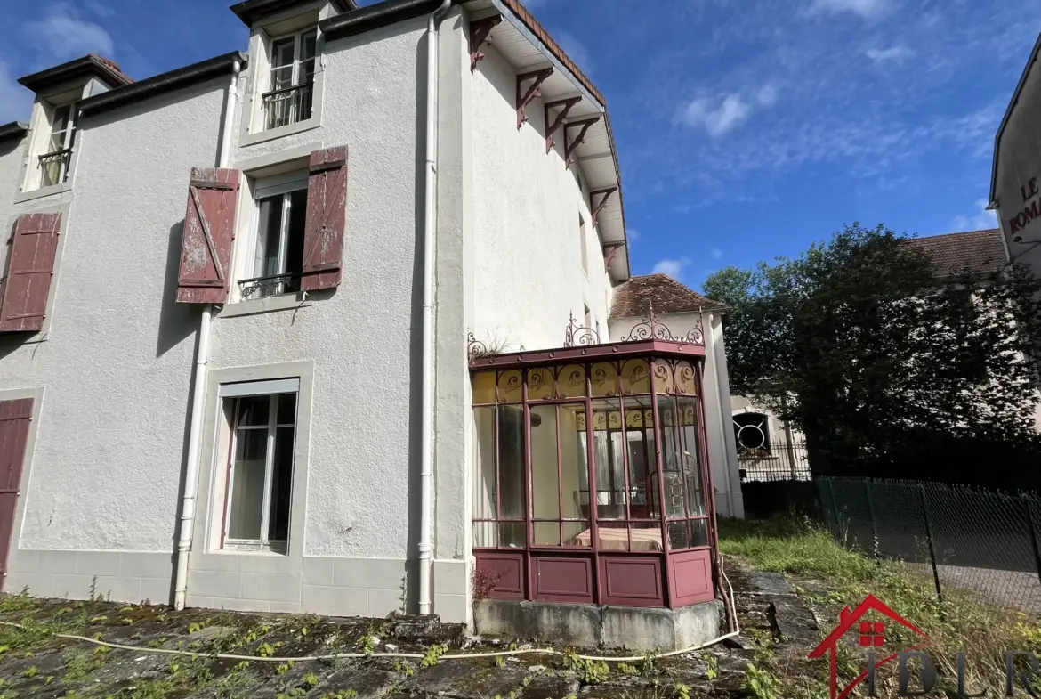 Immeuble de Prestige de 244 m² à Bourbonne les Bains 