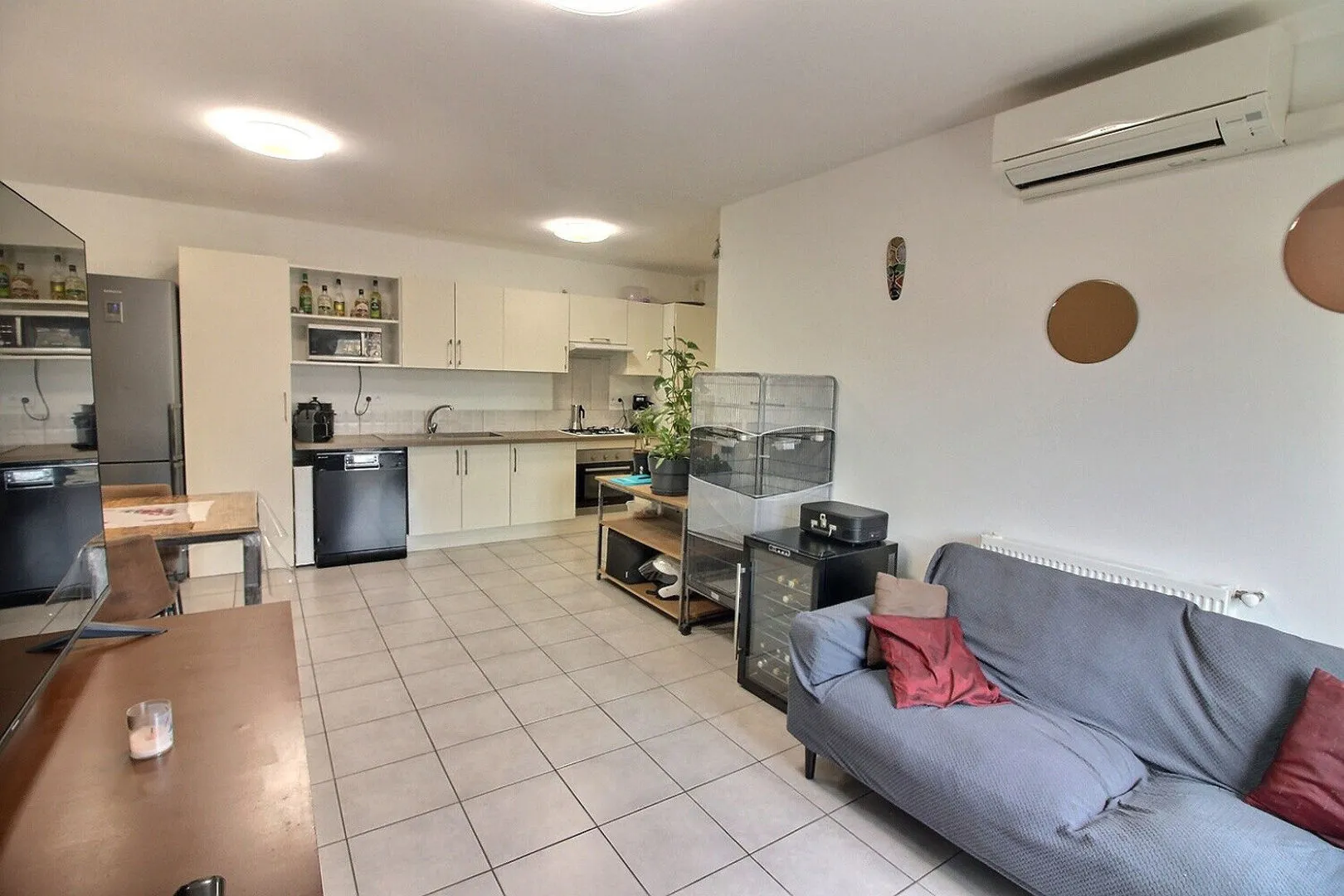 Bel appartement à Gardanne avec terrasse et stationnement 