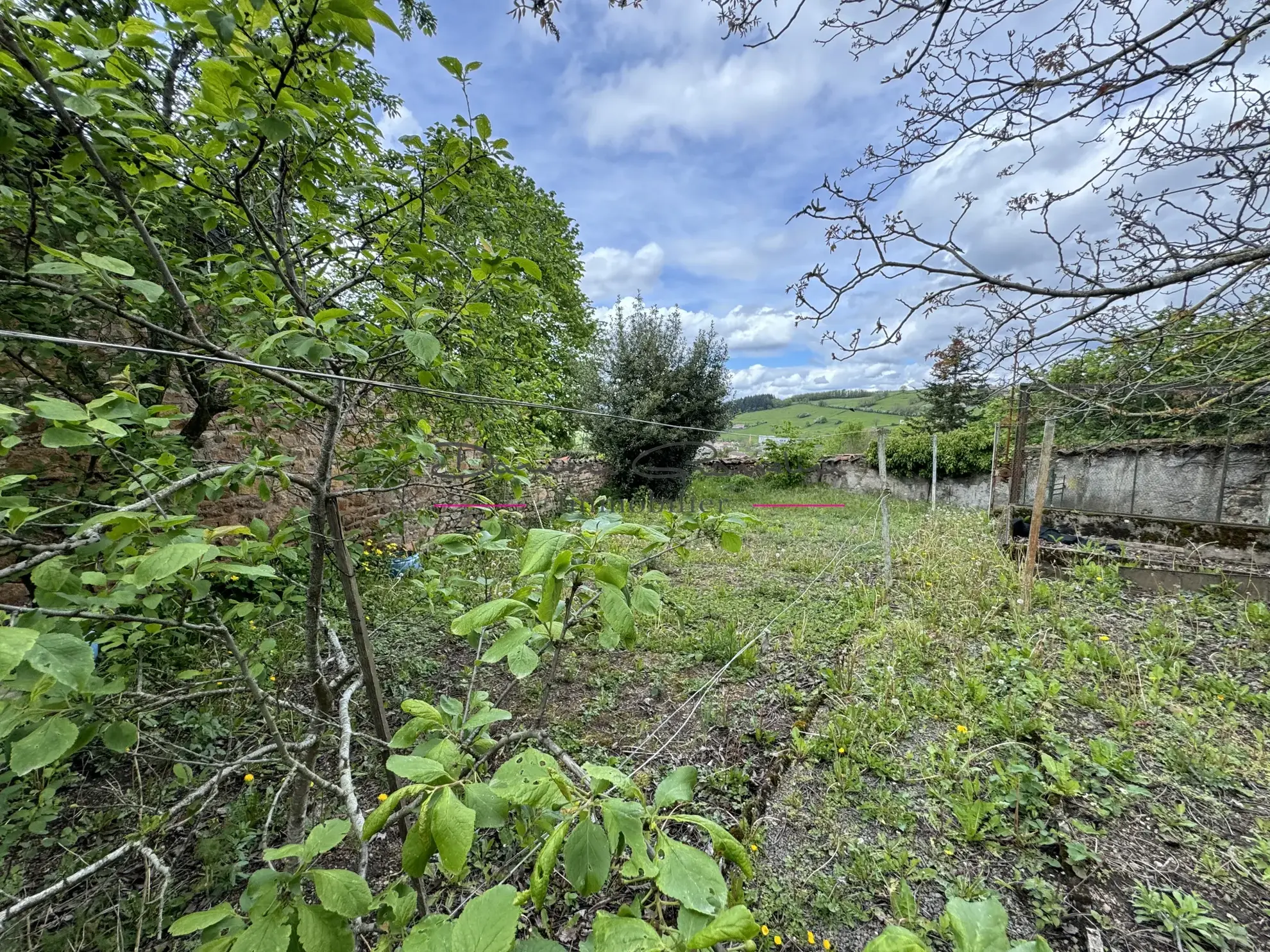 Maison de village de 156 m² à Thizy-les-Bourgs 