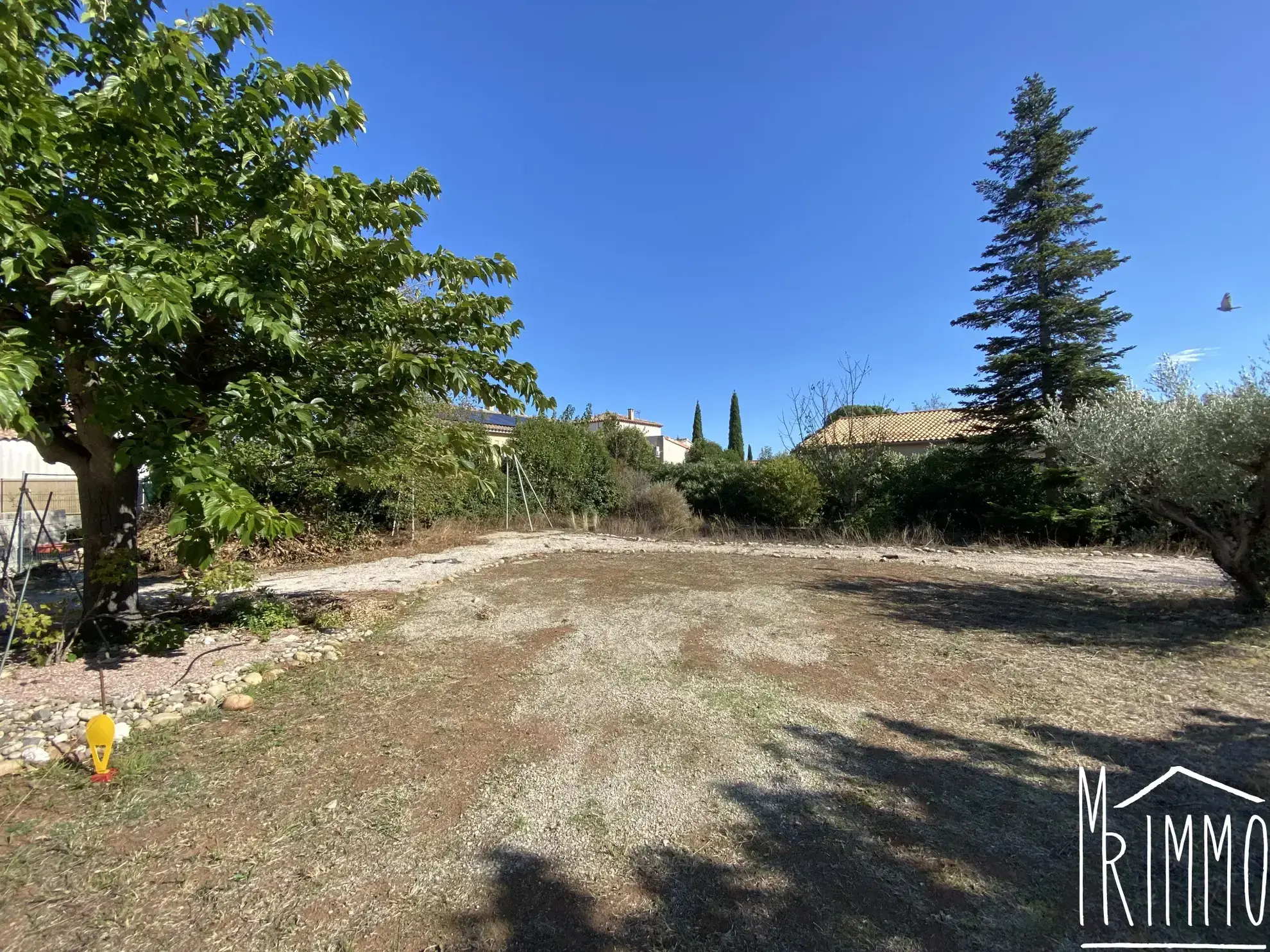 Terrain constructible à Canet, hors lotissement 