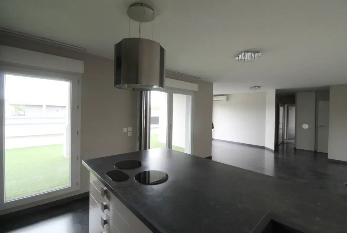 Spacieux appartement T4 à Nîmes Est, 91 m² avec terrasse 