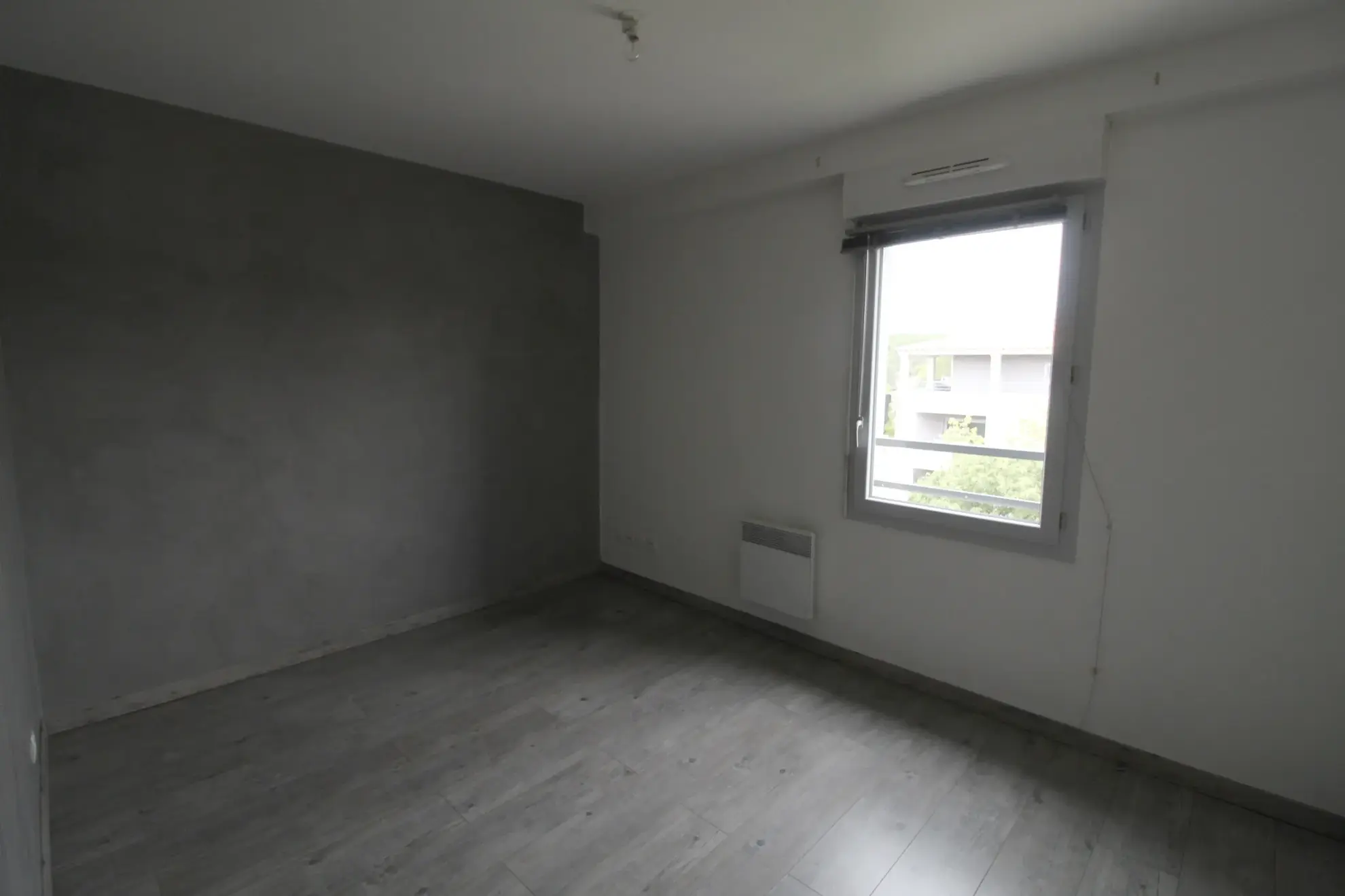 Spacieux appartement T4 à Nîmes Est, 91 m² avec terrasse 