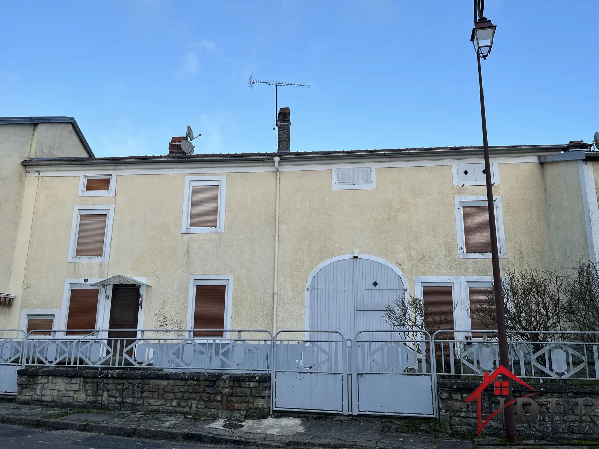 À vendre : Maison spacieuse de 165 m² à Voisey, proche de Bourbonne-les-Bains 