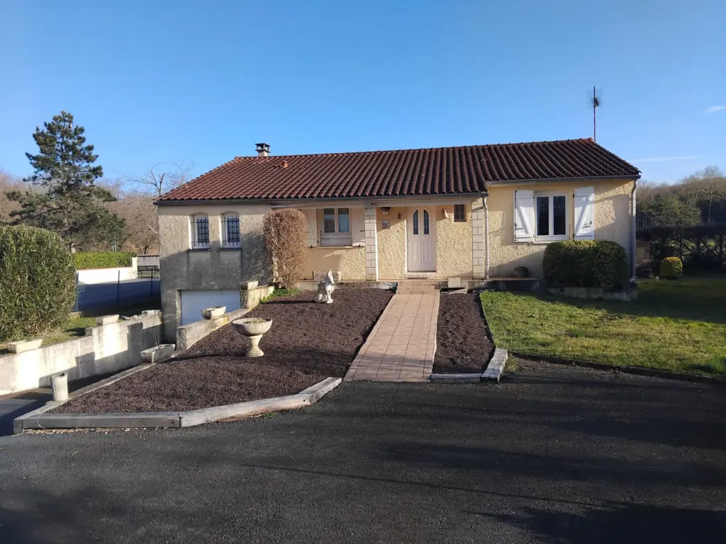 Maison de plain-pied à vendre à Lagarrigue pour 194000 EUR