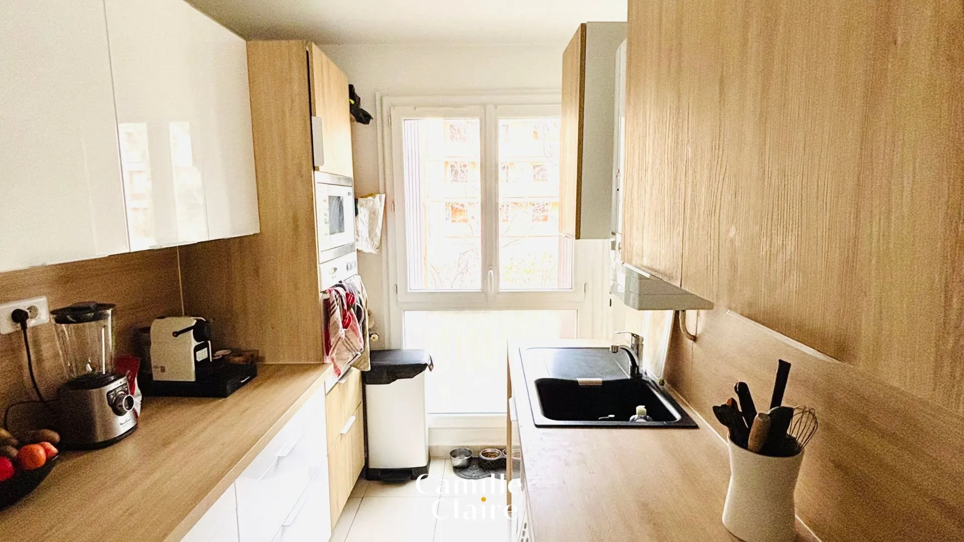 À vendre : Appartement T3 avec balcon et cave à Aix-en-Provence 