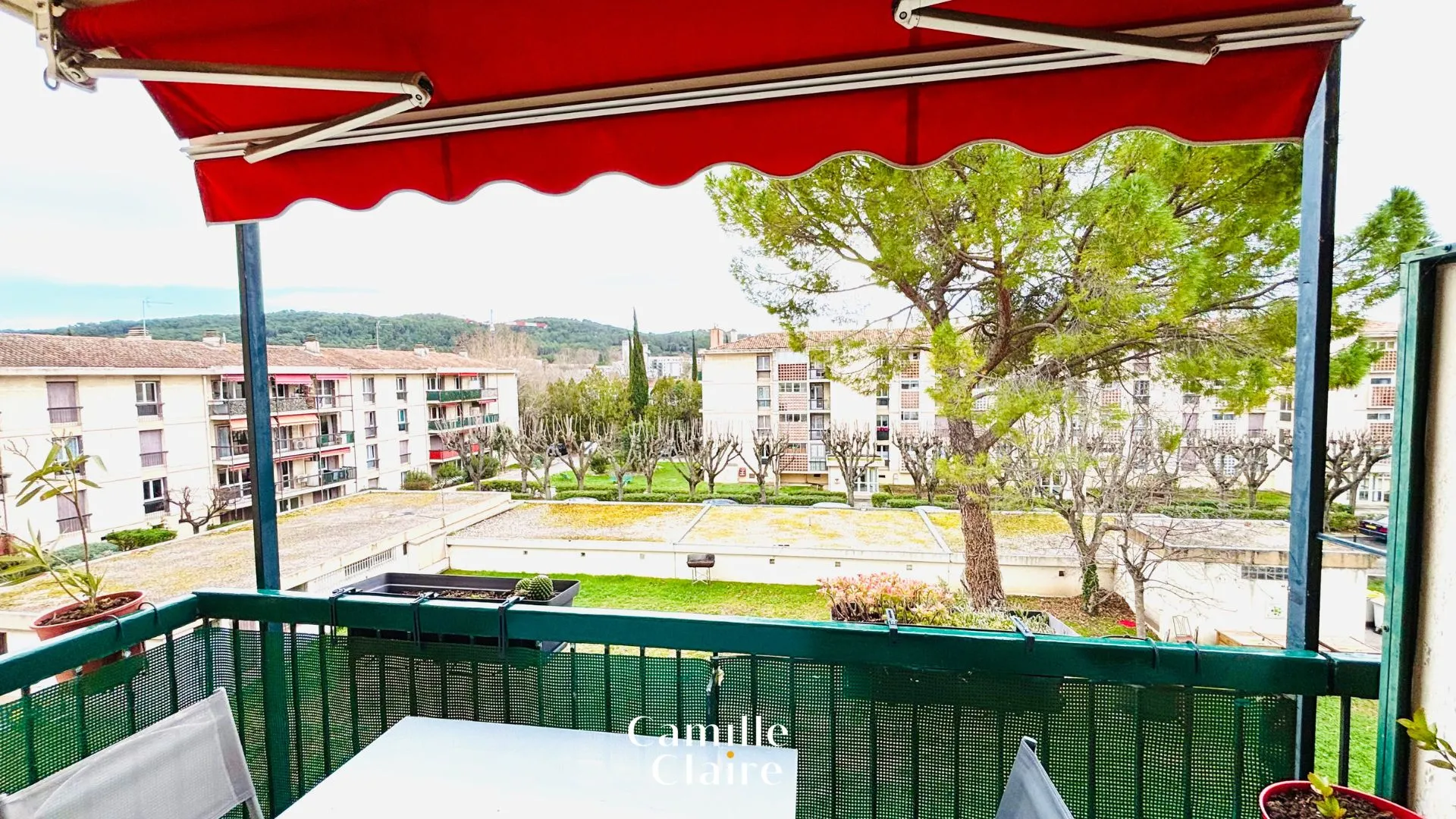 À vendre : Appartement T3 avec balcon et cave à Aix-en-Provence 