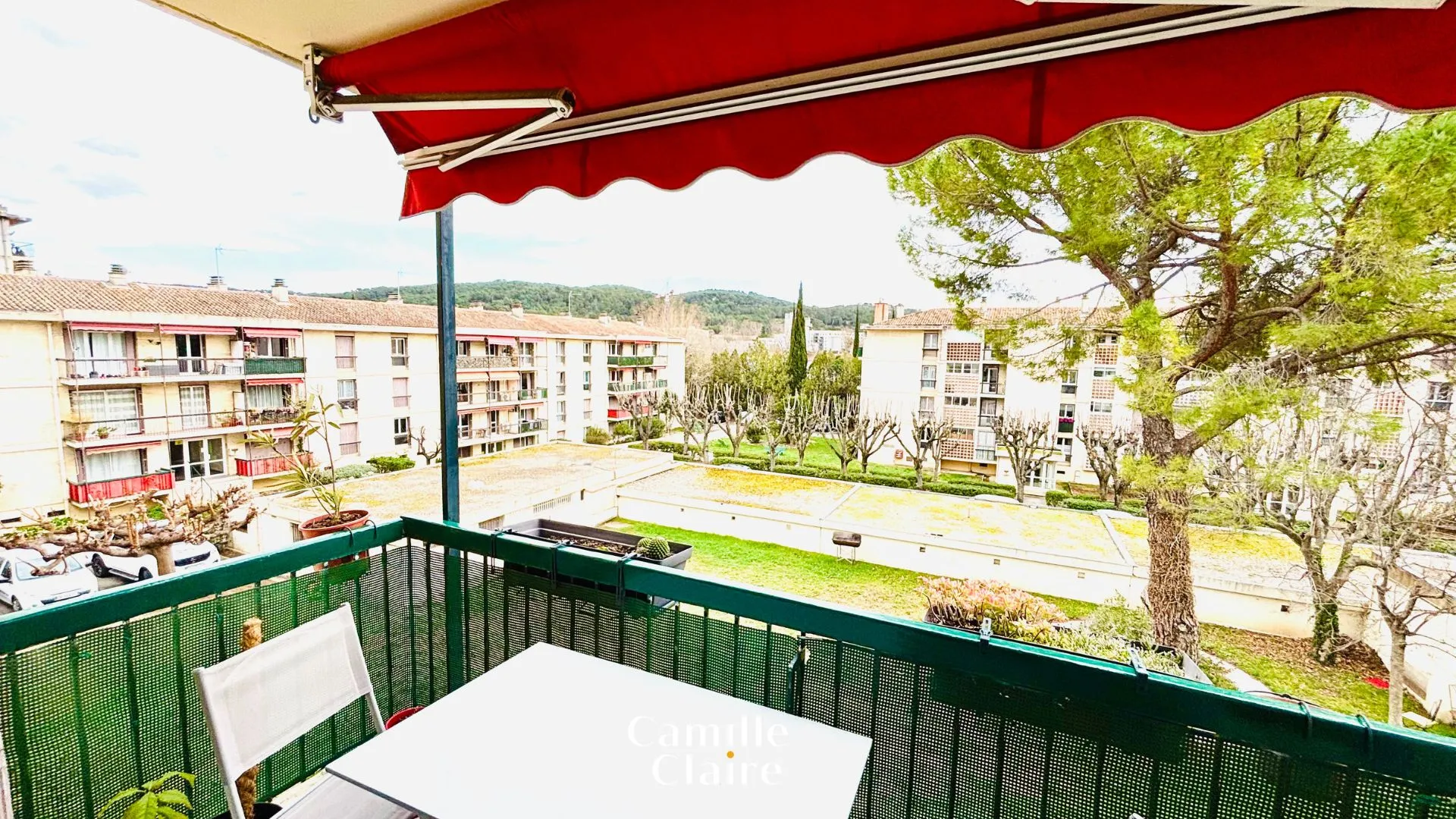 À vendre : Appartement T3 avec balcon et cave à Aix-en-Provence 