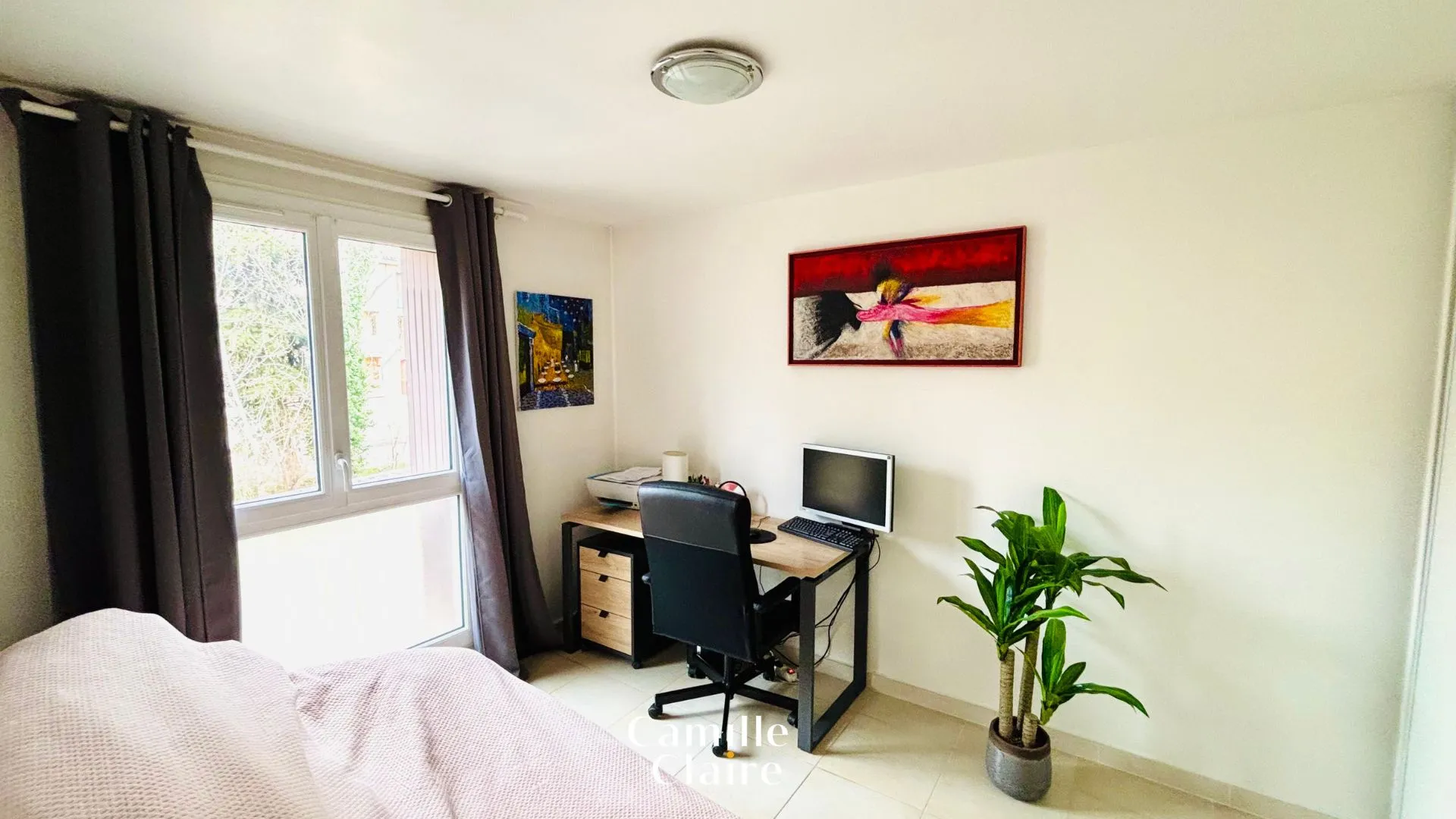 À vendre : Appartement T3 avec balcon et cave à Aix-en-Provence 