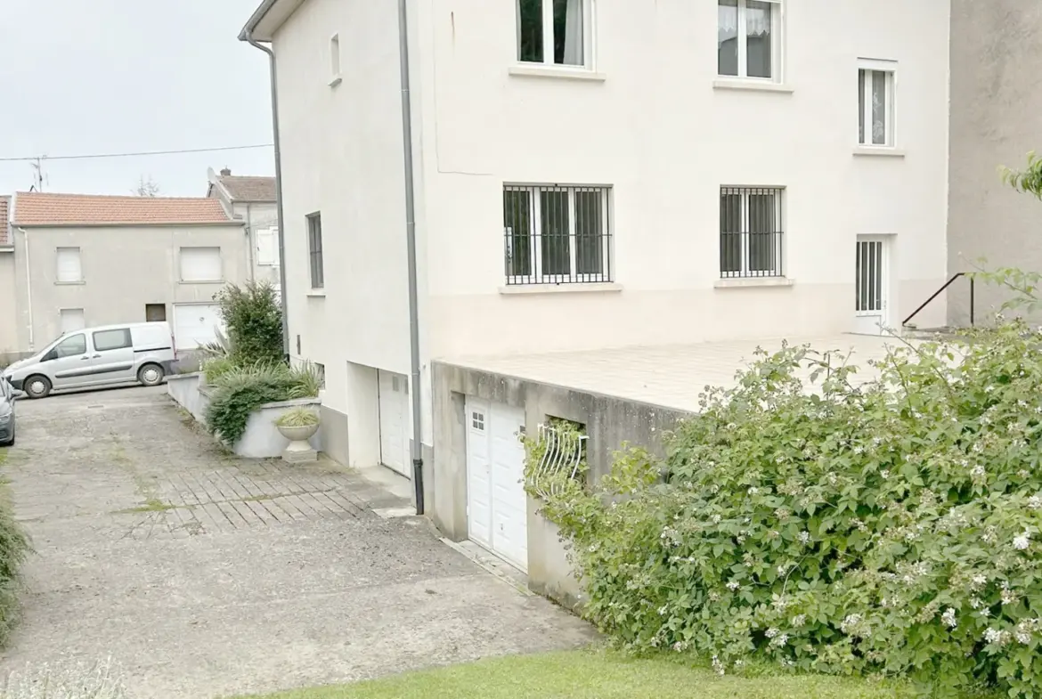 À vendre : Maison 6 pièces de 145 m² à Delme 