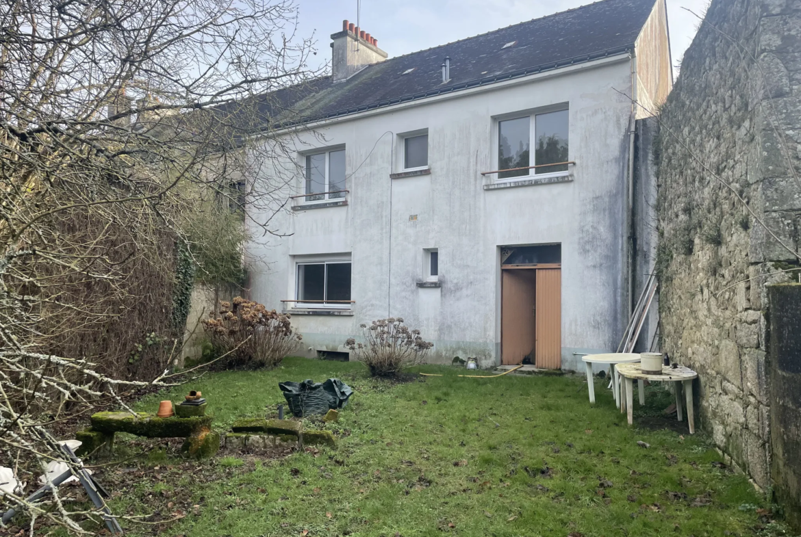 Maison de Bourg à Bieuzy - 89 m², 4 chambres, située dans un environnement calme 