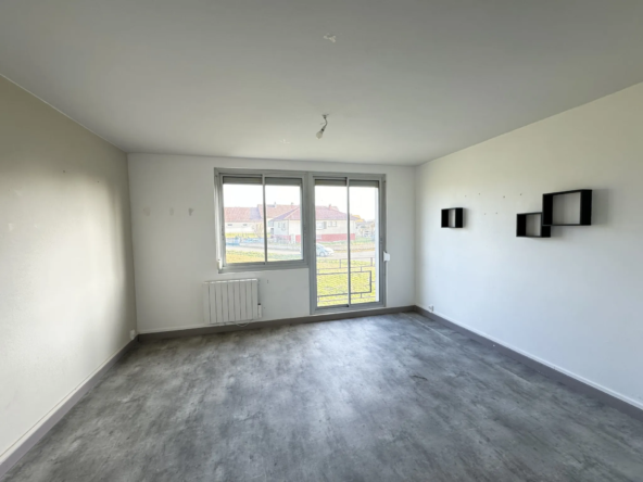 Appartement T3 à rénover à GRANDVILLARS - 52m²