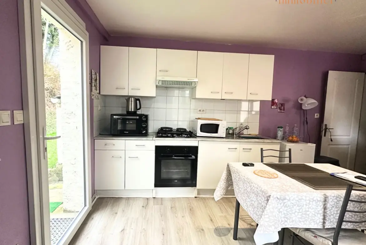 Maison à vendre à St Leger les Domart - 71000 EUR 