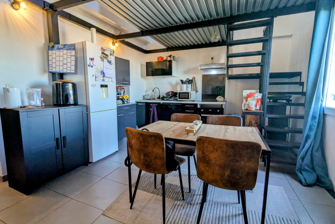 Appartement 3 pièces avec mezzanine et vue dégagée à Narbonne 