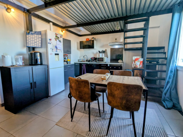 Appartement 3 pièces avec mezzanine et vue dégagée à Narbonne