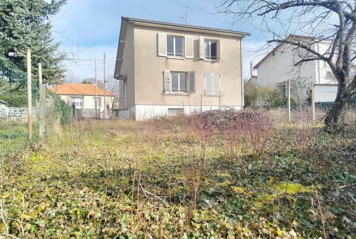 Maison familiale à vendre à Imphy - 4 chambres, 477 m² de terrain 