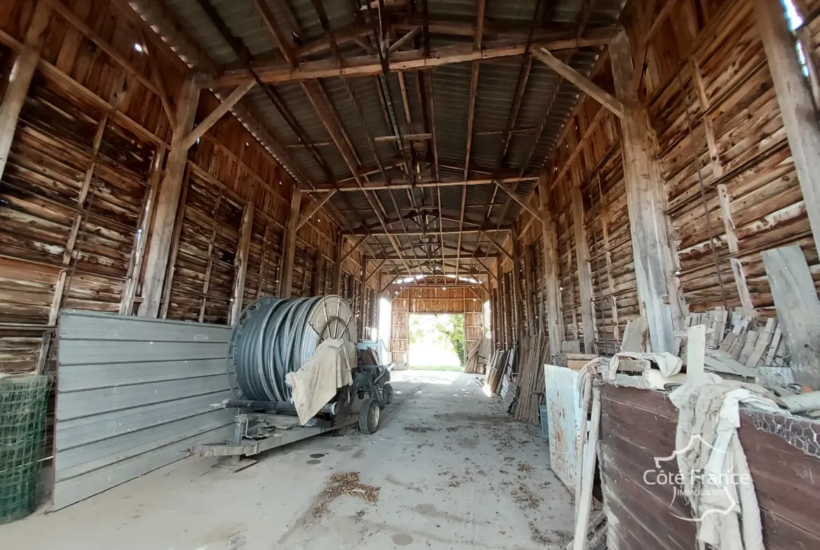 Ancienne ferme à rénover près de Marmande 